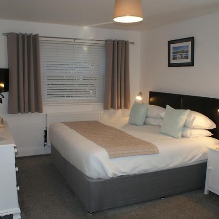 Tirah Guest House 올드버러 외부 사진