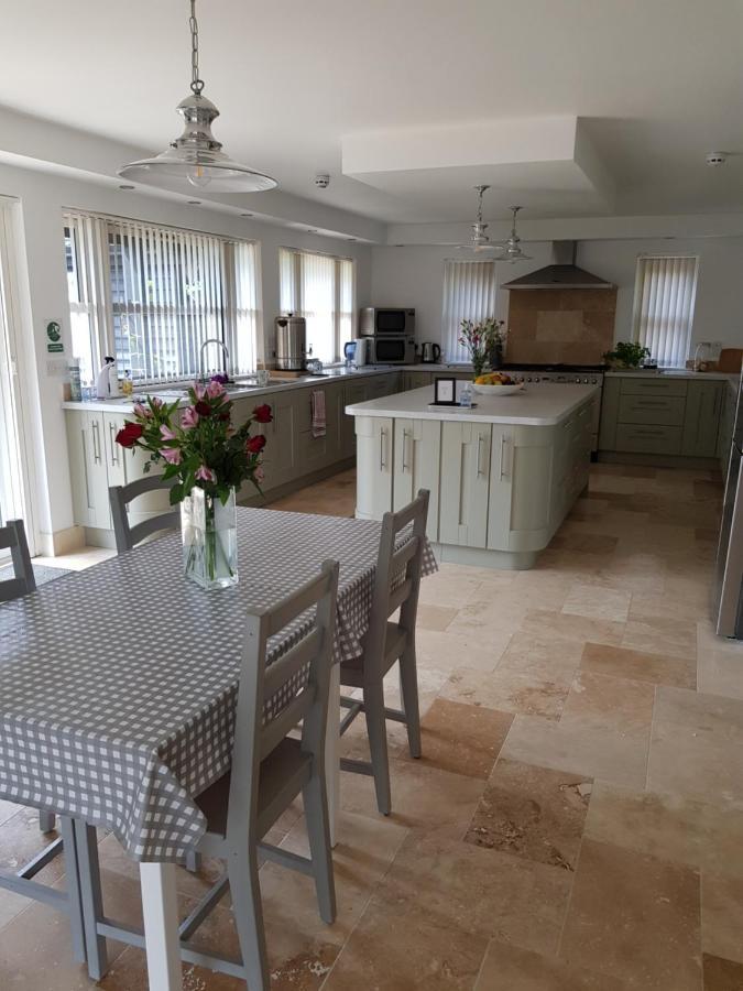 Tirah Guest House 올드버러 외부 사진