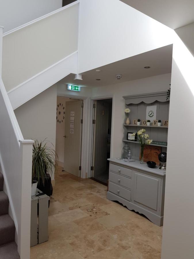 Tirah Guest House 올드버러 외부 사진